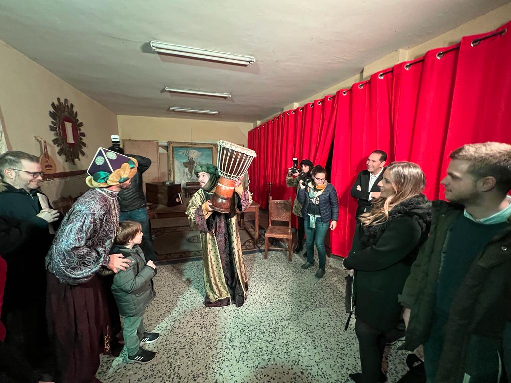 El Palacio de Los Reyes Amagos estará abierto hasta el 4 de enero en San Francisco