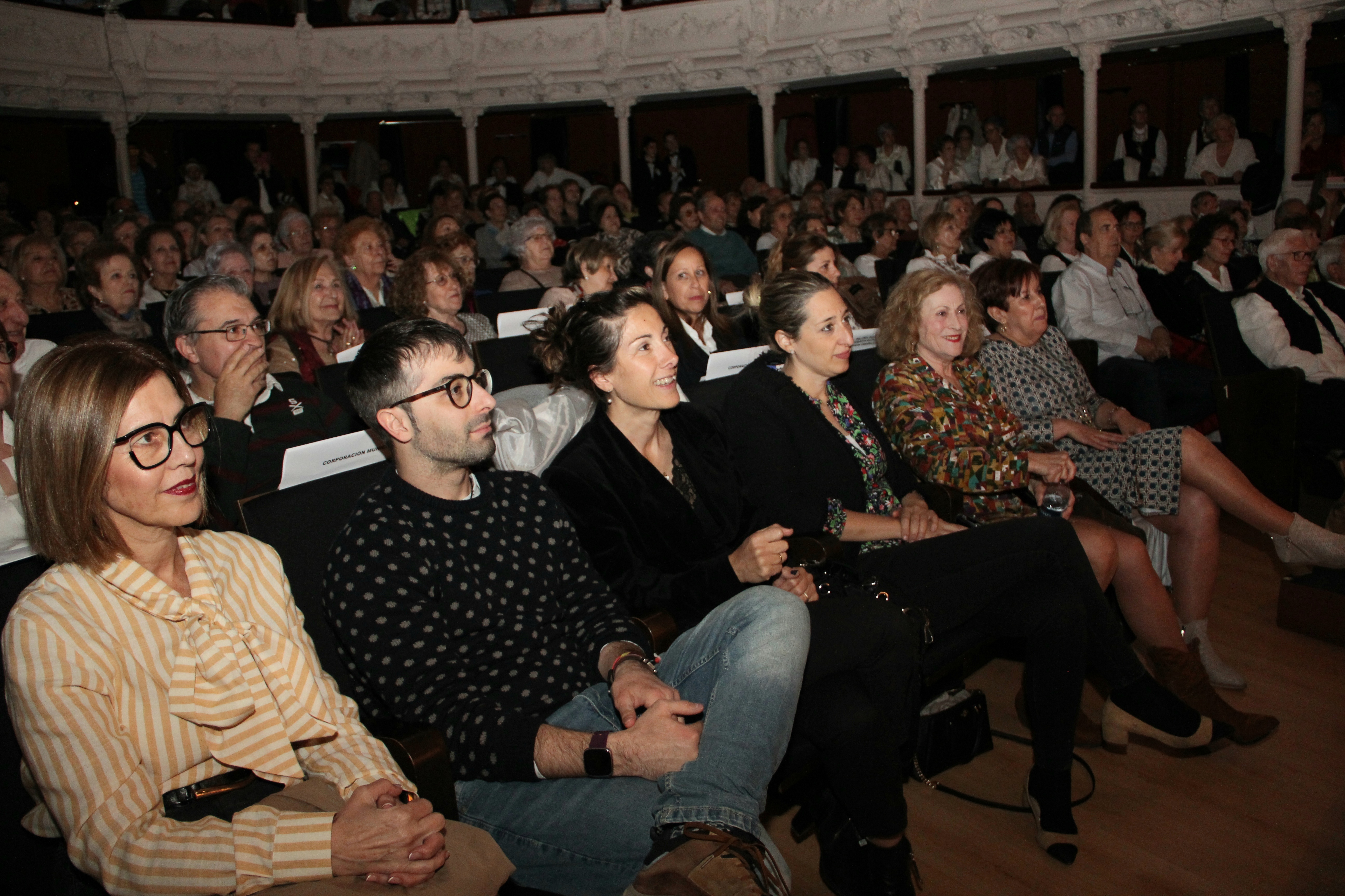 Un momento de la jornada que se llevó a cabo en el Teatro Principal.