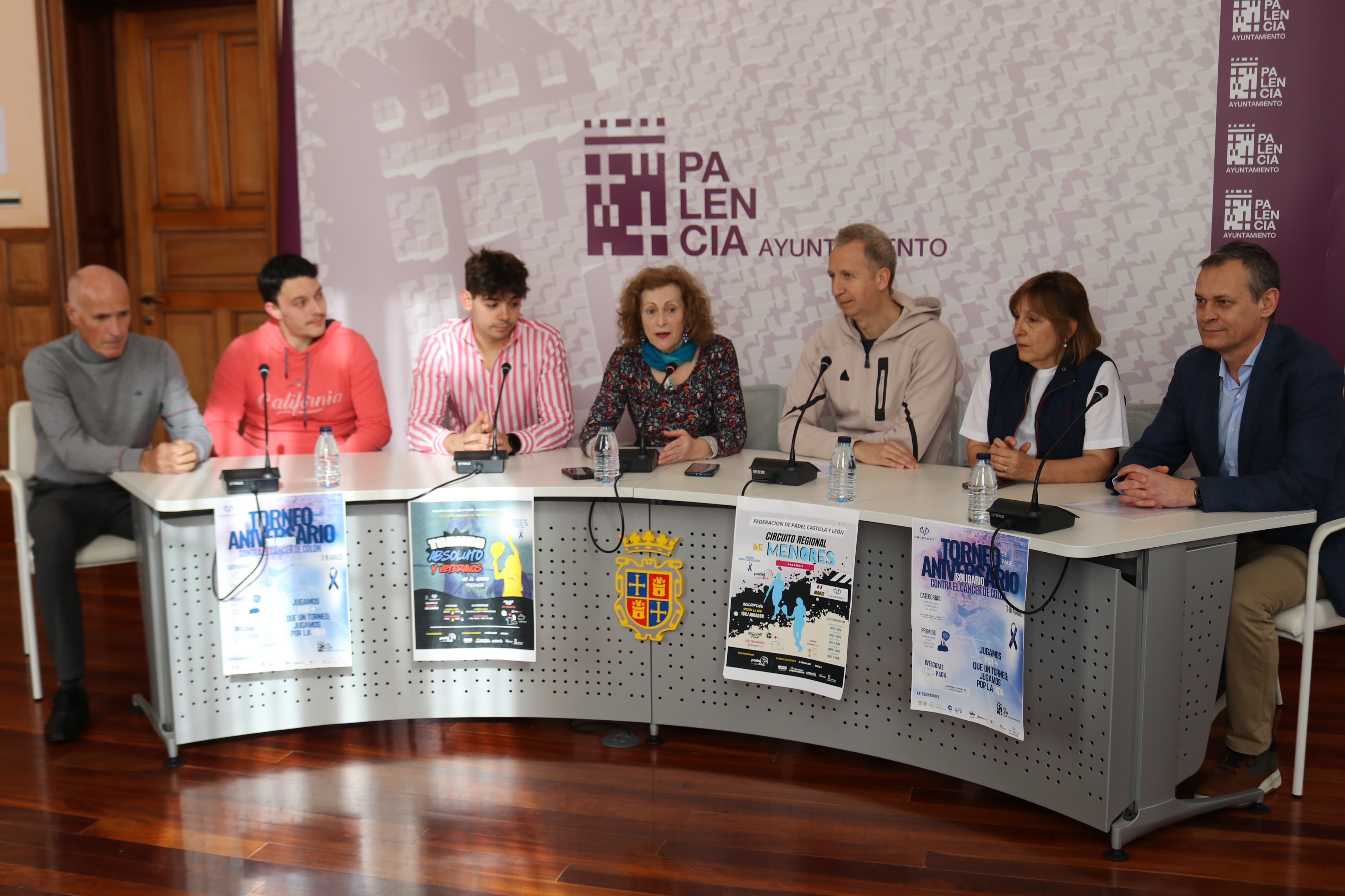 Un momento de la presentación en la sala de prensa de la Casa Consistorial.