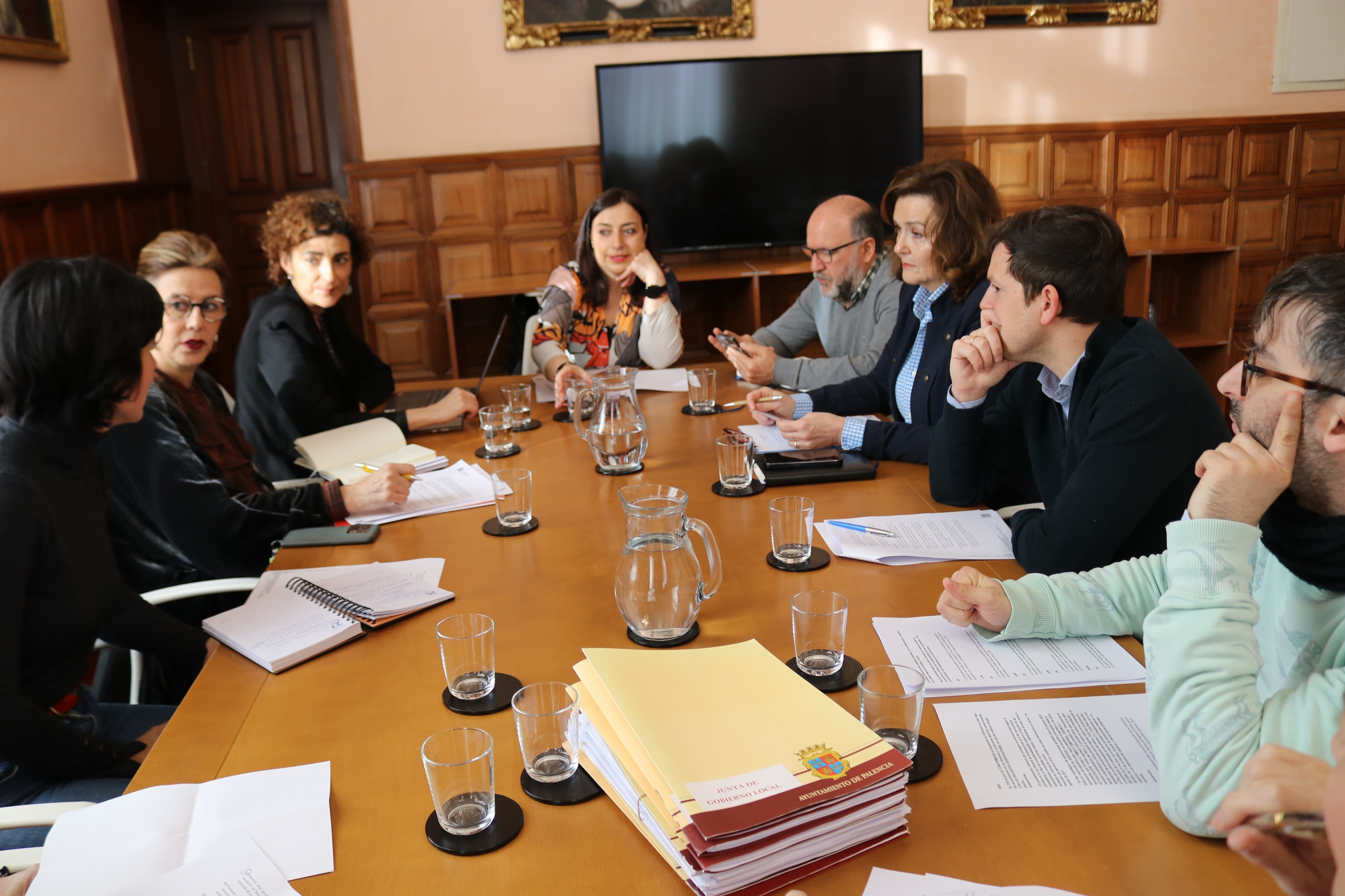 Un momento de la Junta de Gobierno Local celebrada en la Sala de Concejales. 