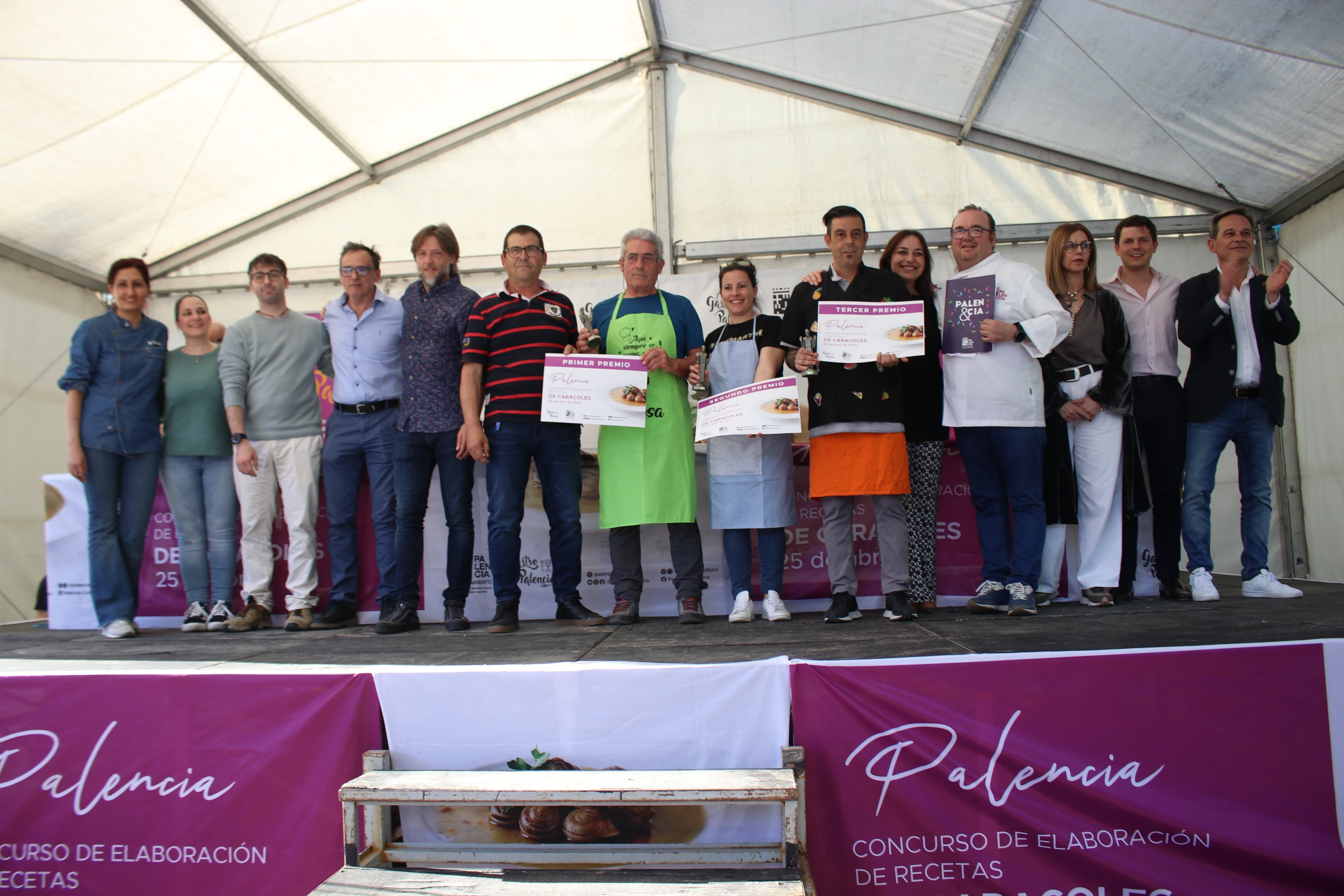 El tradicional Concurso de Elaboración de Recetas de Caracoles ha contado con ocho participantes.