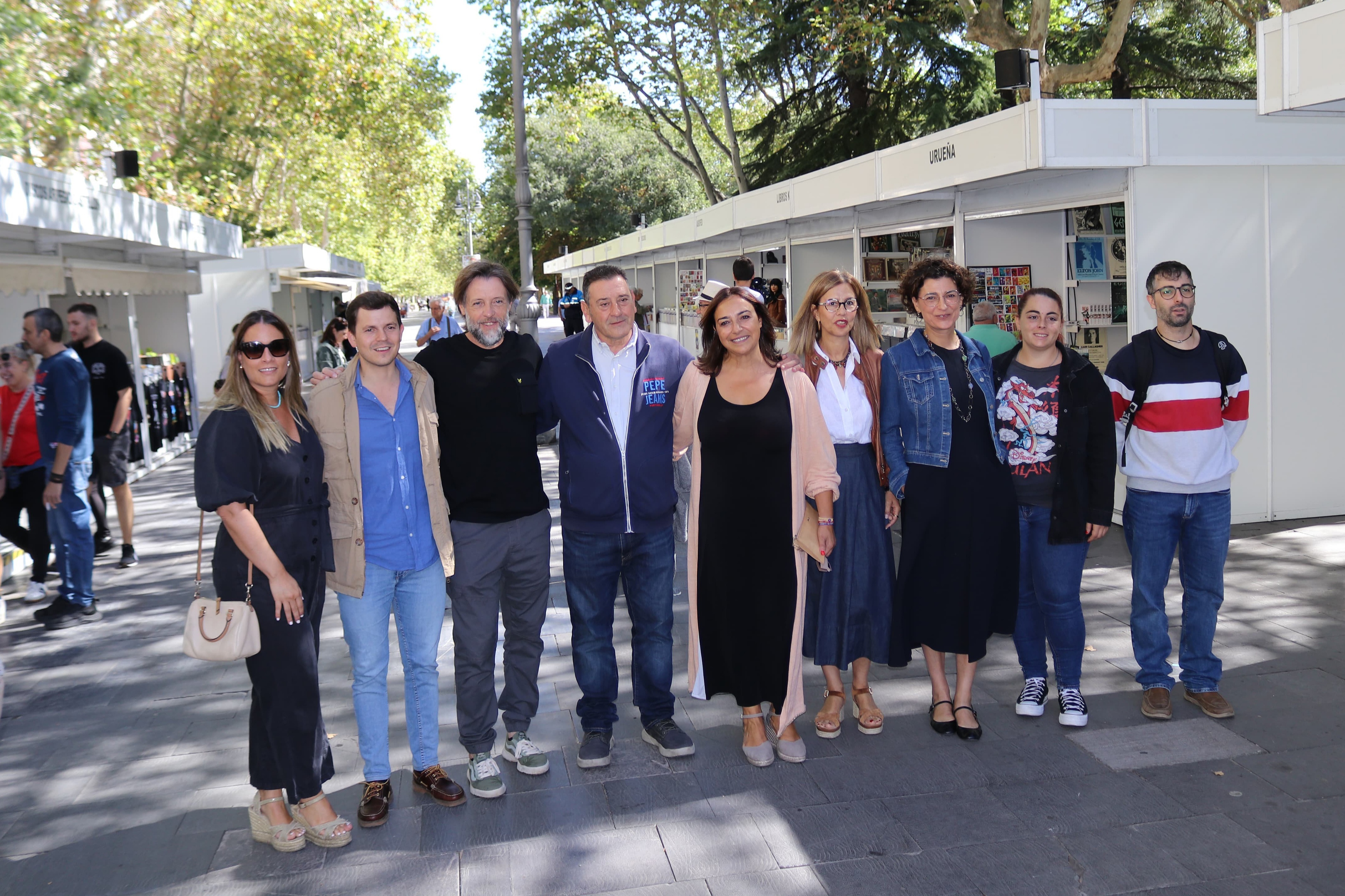 Un momento de la inauguración en el Paseo del Salón.