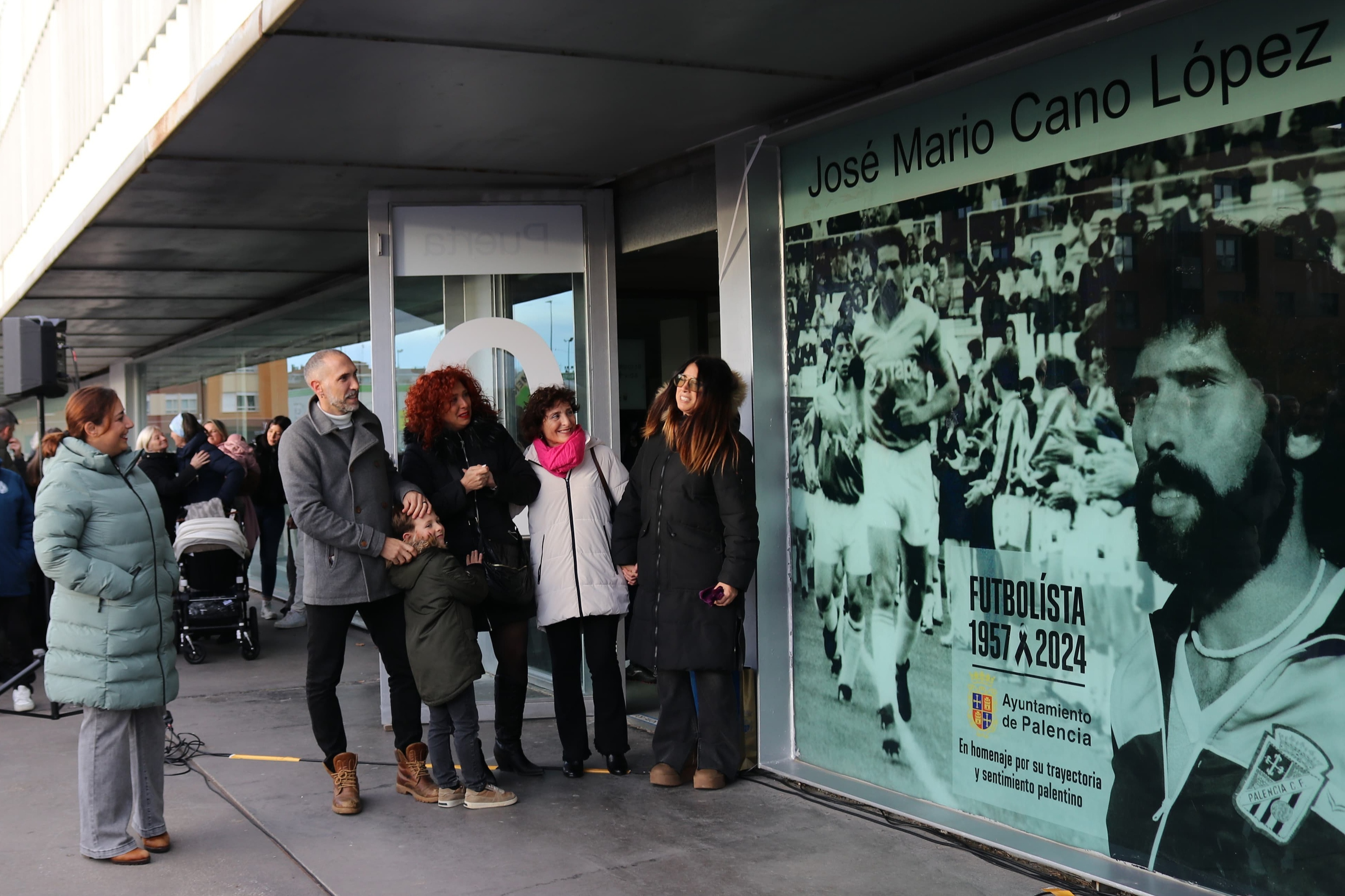 Un reconocimiento impulsado por veteranos y periodistas deportivos tras la muerte del gran capitán morado en 2024.
