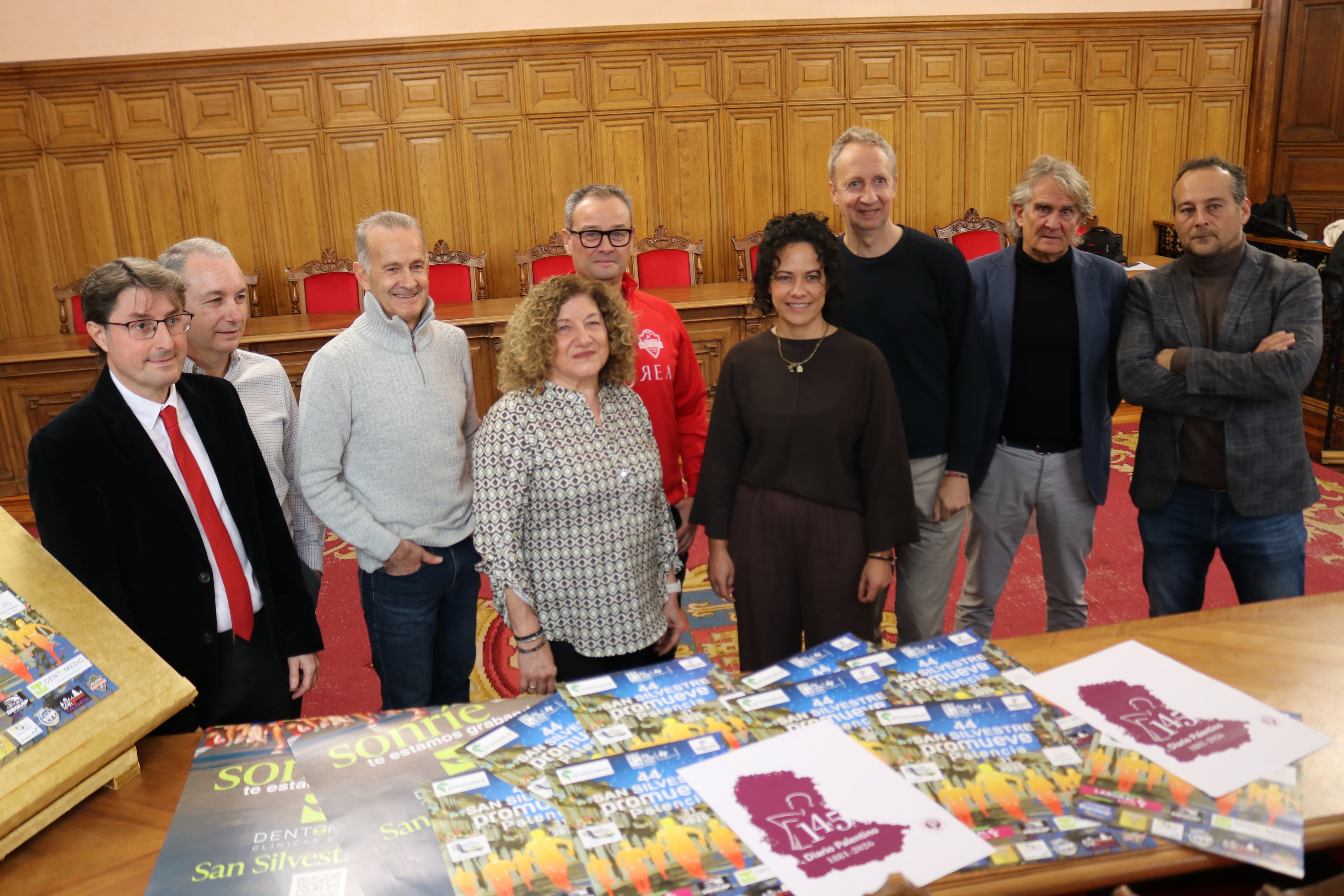 “El Diario Palentino”, cumpliendo 145 años desde su fundación, estará presente regalando a todos los participantes una bolsa que acompañará con una edición especial del periódico y “Cines Ortega y Avenida” facilitará descuentos y sorteará entradas entre los que lleguen a meta.