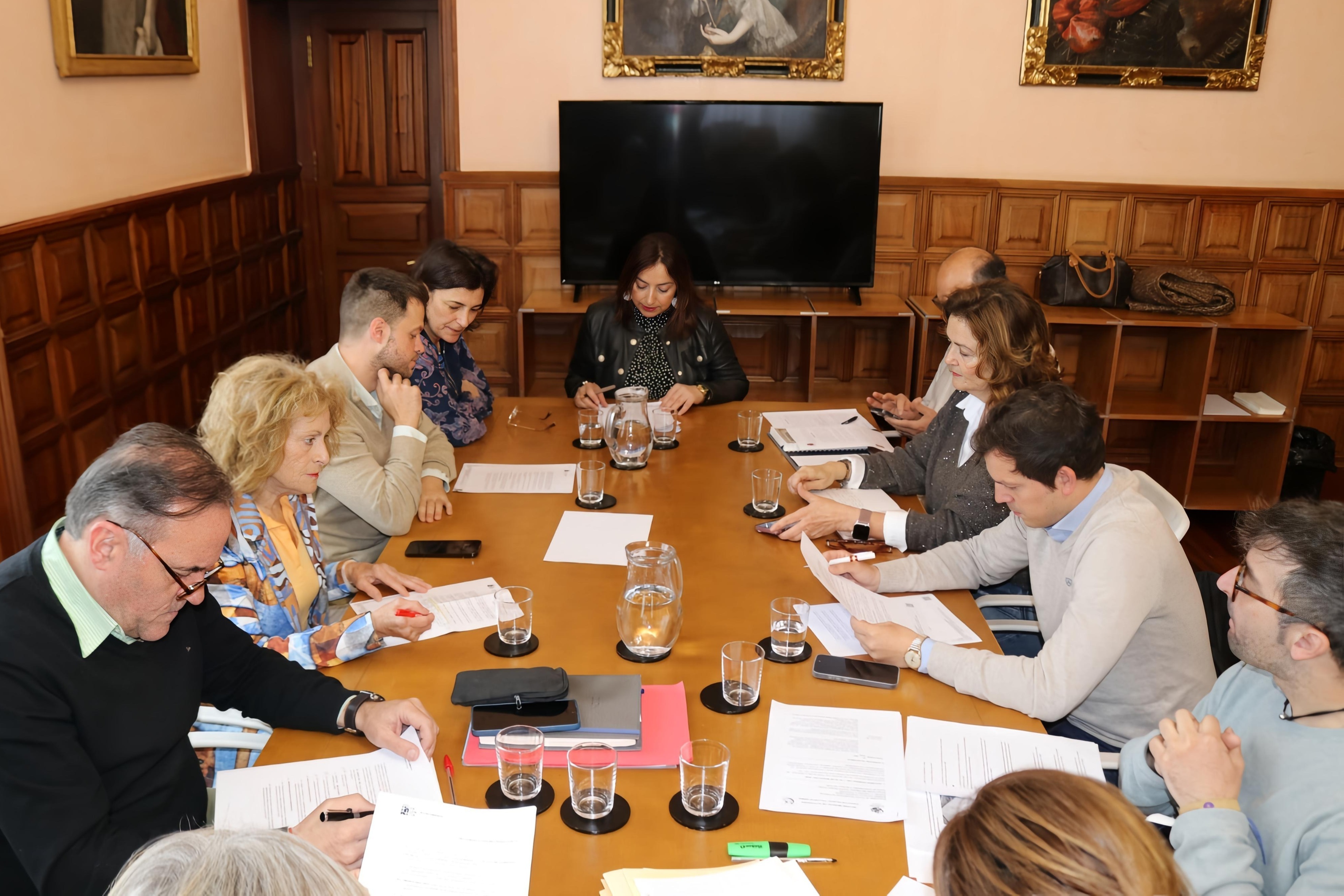 También se ha aprobado la segunda prórroga del contrato de servicio de ayuda a domicilio del Ayuntamiento de Palencia con la empresa Senior Servicios Integrales por importe de 2.837.432 euros 