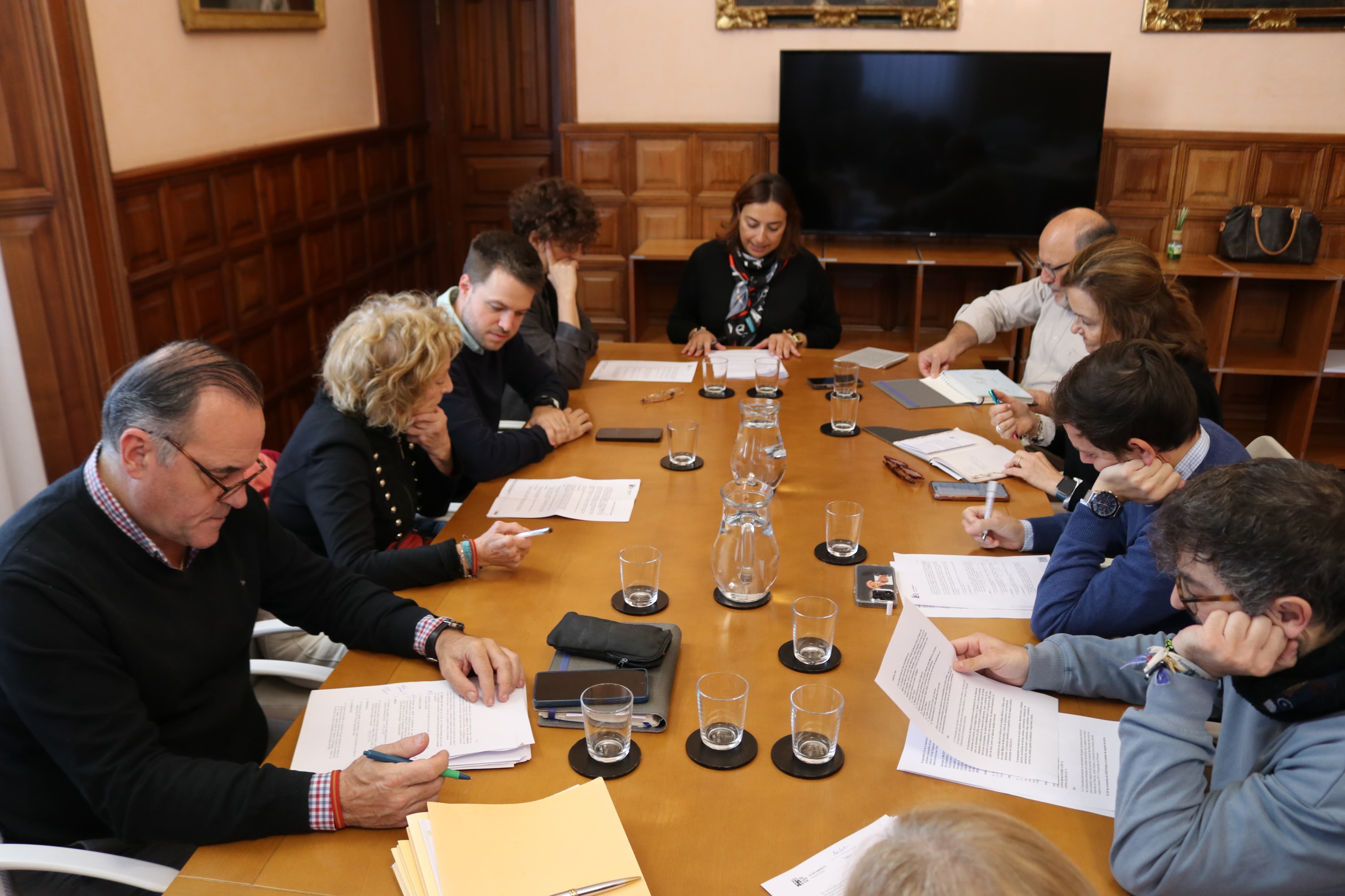 También da paso al modificado II del proyecto de la urbanización de los espacios externos del entorno de La Tejera con una inversión de 993.812 euros