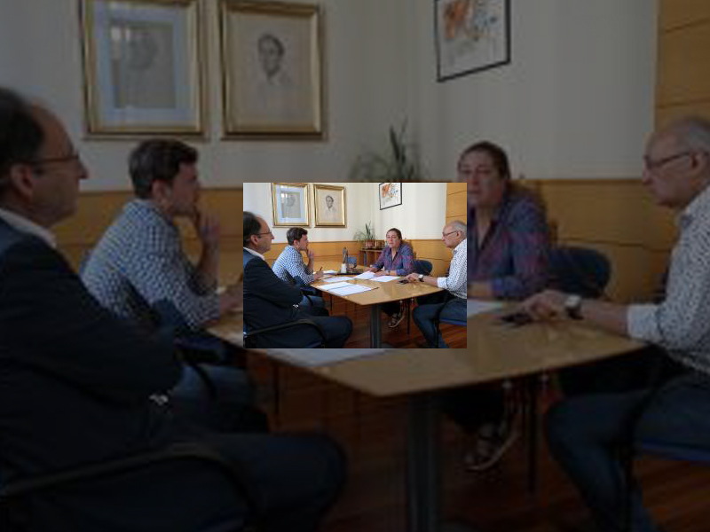 Imagen El concejal de Deportes se compromete a estudiar la mejora de las condiciones del convenio de colaboración con el Club Filipenses Baloncesto