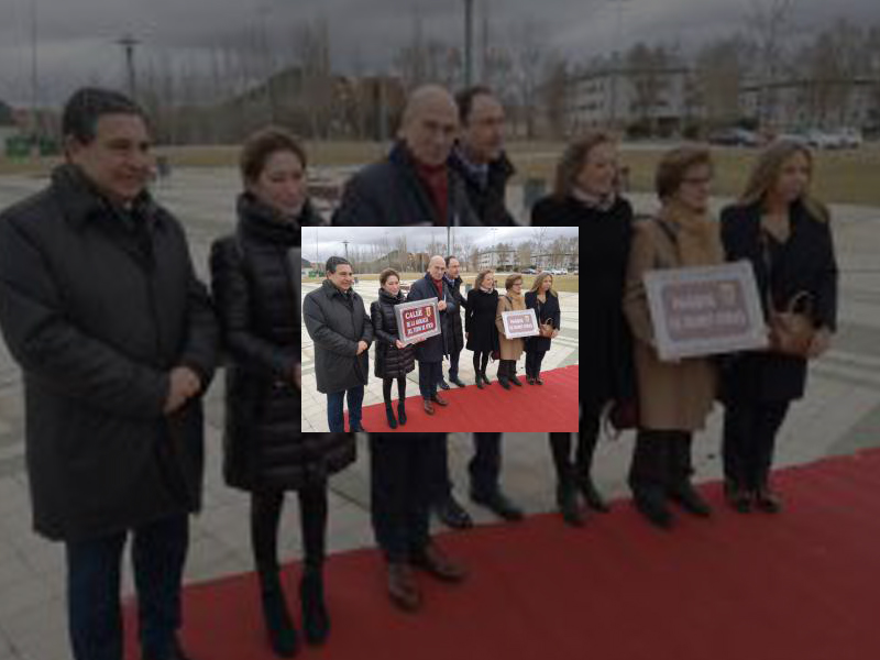 Imagen La ciudad de Palencia ha querido homenajear a los abogados del turno de oficio y Manos Unidas concediéndoles un lugar en su callejero