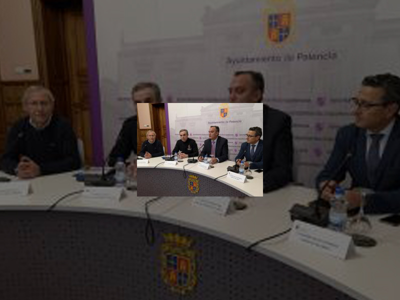 Imagen Los cinco agentes de Información y Atención al Ciudadano han atendido 430 consultas, ayudado a solventar 126 anomalías en la vía pública y reducir de 20 a 3 las amonestaciones por incumplimientos de los reglamentos municipales