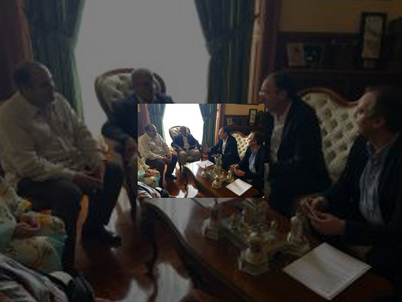 Imagen El Alcalde recibe al ministro de Construcción y Urbanismo de los Territorios Liberados y le reitera el compromiso de Palencia con su pueblo