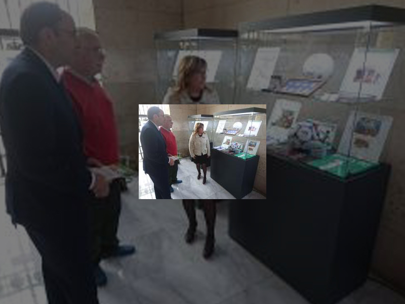 Imagen El atrio de la Casa Consistorial acogerá hasta el próximo 1 de julio la exposición &#039;El fútbol en los sellos&#039;