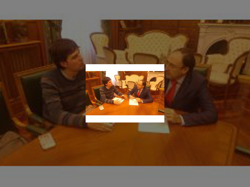 Imagen El ​Alcalde ofrece al portavoz de Ganemos trabajar de forma conjunta en la mejora de la capacidad de participación ciudadana en la elaboración de los presupuestos gracias al desarrollo de un sistema informático ya incluido en la EDUSI