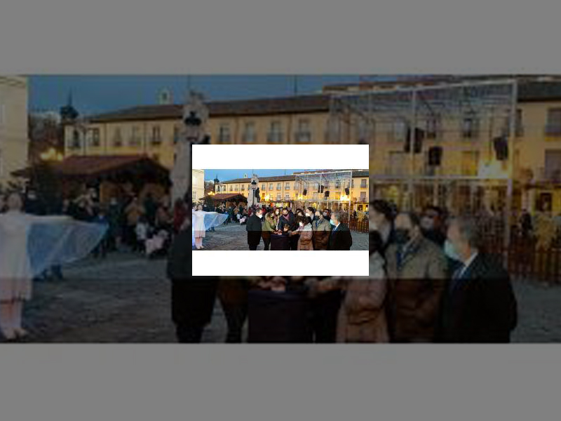 Imagen Palencia enciende la Navidad con más de 2 millones de puntos de luz y una novedosa decoración en el Portal de Belén de la Plaza Mayor
