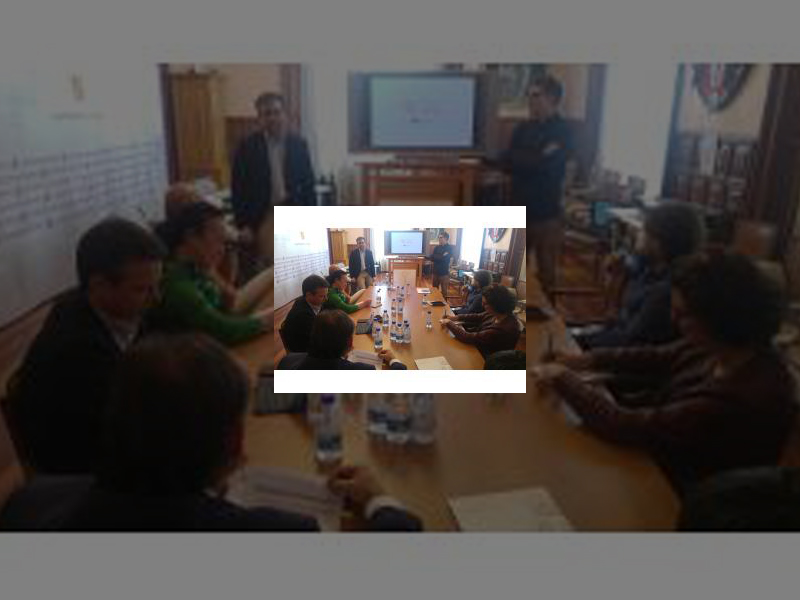 Imagen Equipo de Gobierno, Ganemos, PSOE y asociación de vecinos del Cristo, han valorado positivamente el proyecto &#039;Moebius&#039; tras la exposición realizada por sus redactores