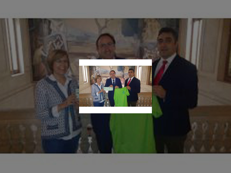 Imagen El Alcalde se compromete con la organización de la XXXVIII Marcha Aspanis a colaborar en lograr el objetivo de superar los 24.000 euros de recaudación de la pasada edición