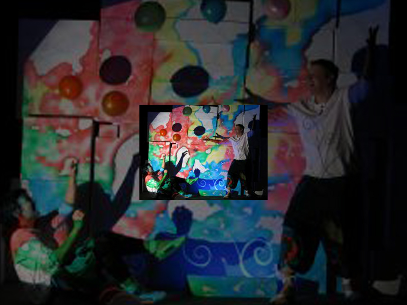 Imagen La compañía Fes-t’ho com Vulguis llega al Teatro Principal con ‘Manos’, un espectáculo para el público infantil