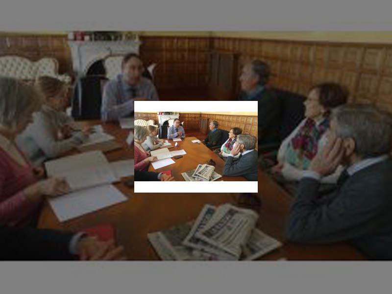 Imagen Ayuntamiento y Cofradía Nuestra Señora de la Calle se reúnen para tratar sobre la organización de la festividad de nuestra patrona