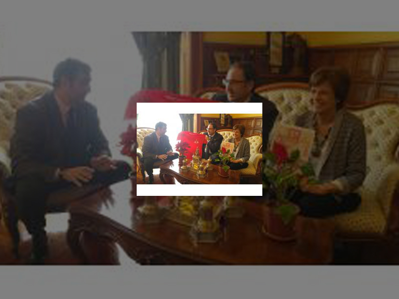 Imagen El Alcalde se comprometió de nuevo con los responsables de la Fundación Personas para acudir a la Marcha Aspanis y recaudar la mayor cuantía posible