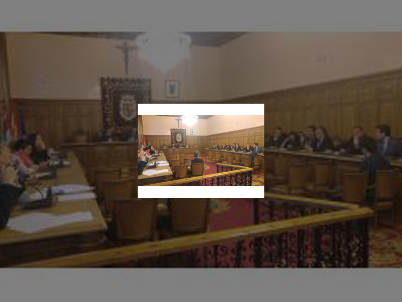 Imagen Los integrantes de la Mesa de Turismo coinciden en la necesidad de implicar a la sociedad palentina en potenciar al máximo la repercusión de la Semana Santa