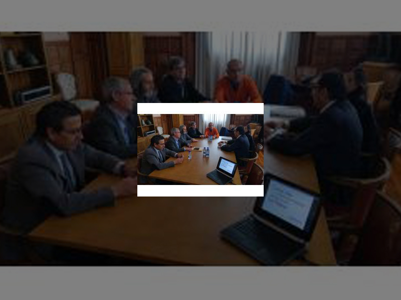 Imagen Los responsables de las asociaciones de vecinos de Ave María y Cristo dan el visto bueno a la propuesta para finalizar el Palacio de Congresos y Exposiciones de La Tejera