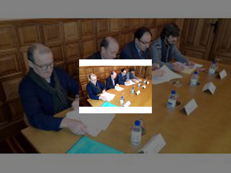 Imagen Ayuntamiento, CPOE, CCOO y UGT acuerdan la creación del primer Consejo de