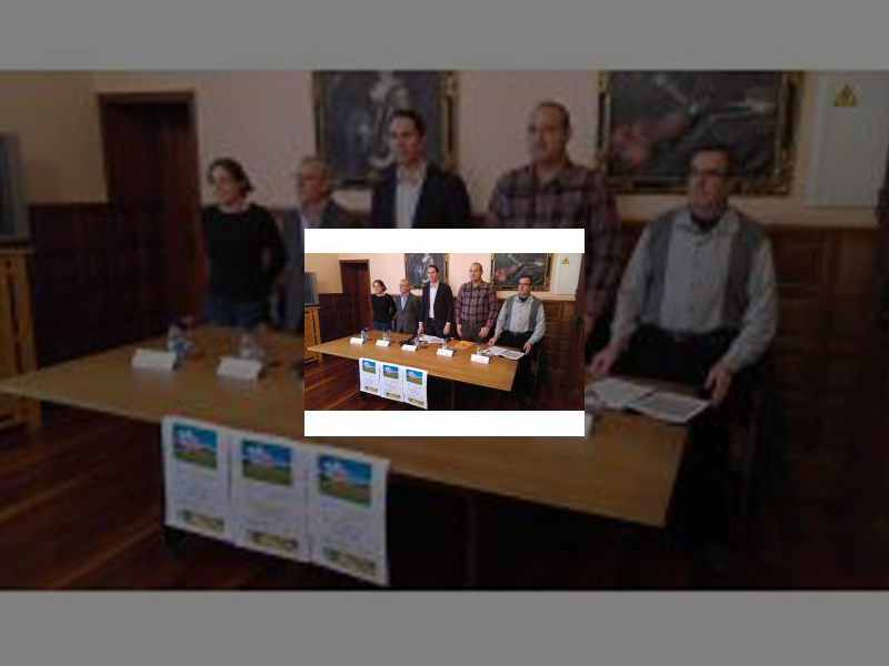 Imagen La Plaza Mayor acogerá Mercado Ecológico los segundos sábados de cada mes a partir del próximo día 12 gracias a la colaboración de Ayuntamiento y APyCE