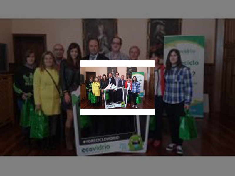 Imagen Los hosteleros palentinos permitieron el reciclaje de más de 3 toneladas de vidrio durante las pasadas Fiestas de San Antolín