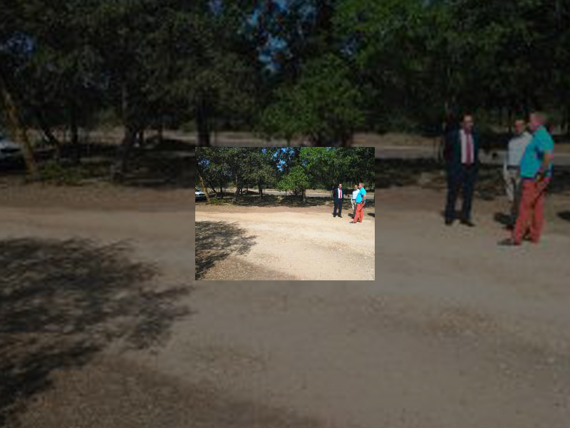 Imagen El Alcalde visita el monte El Viejo para comprobar el trabajo realizado por las cuadrillas del III Plan de Empleo
