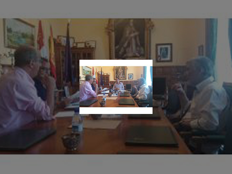 Imagen El Alcalde manifiesta su interés por colaborar con el Comedor Social para asegurar su funcionamiento mientras sea necesario