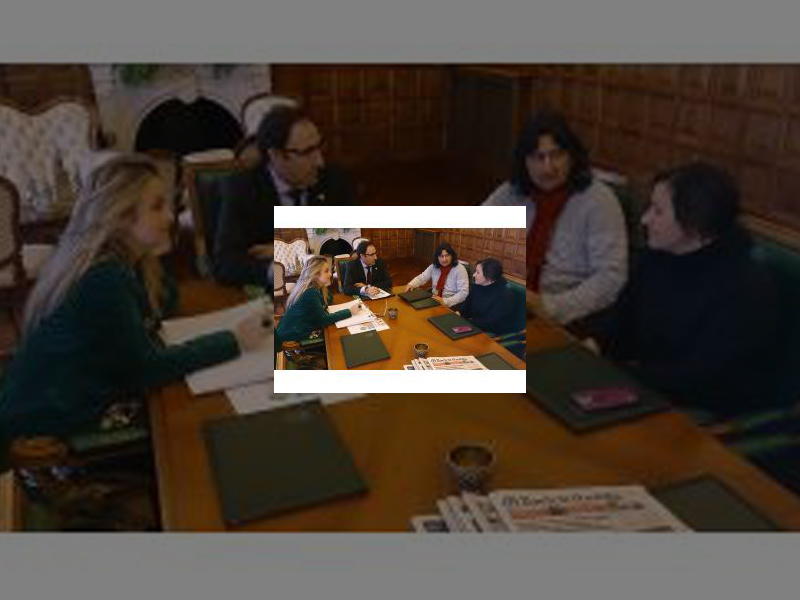 Imagen Alcalde y nueva directiva del Centro Comercial Palencia Abierta se marcan como objetivo prioritario aprovechar la llegada del AVE