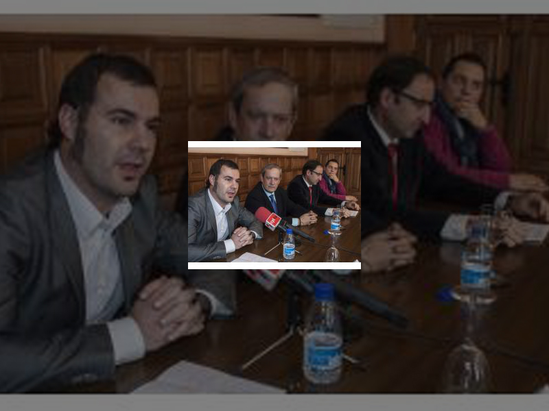 Imagen Ayuntamiento, Diario Palentino y Jugueterías Andérez ponen en marcha la campaña &quot;Para que ningún niño de Palencia se quede sin  juguetes esta Navidad&quot;