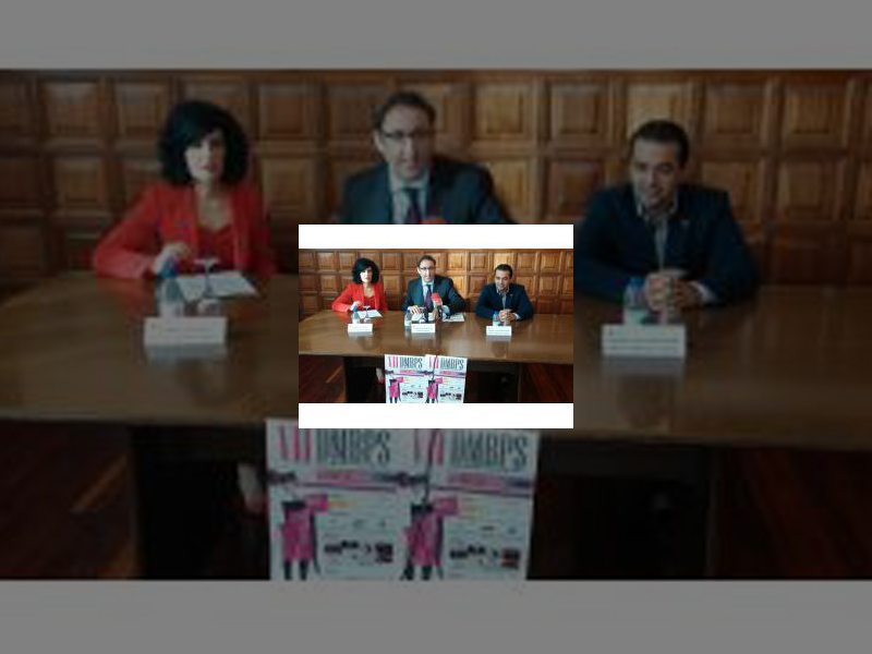 Imagen El sábado 18 a partir de las 21:00 horas el Teatro Principal se convertirá en una pasarela de moda para acoger el VII Desfile Benéfico a favor del Pueblo Saharaui