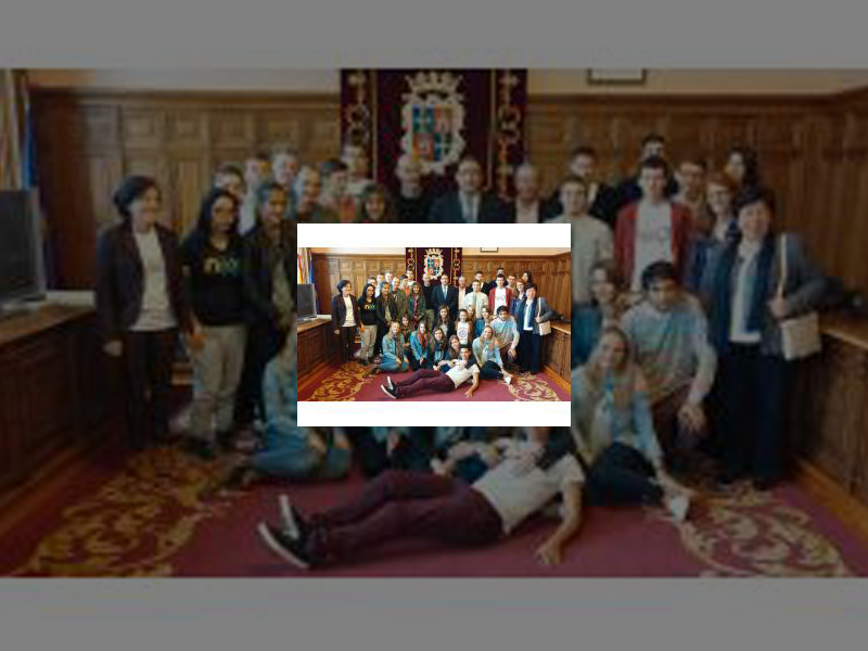 Imagen Alumnos del Liceo Joules Haag de Besançon visitan el Ayuntamiento