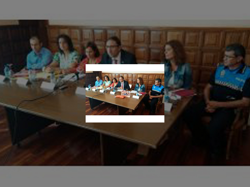 Imagen El Ayuntamiento pone en marcha la Campaña Escolar de Seguridad Vial 2014/15 en colaboración con AVATA Hispania 