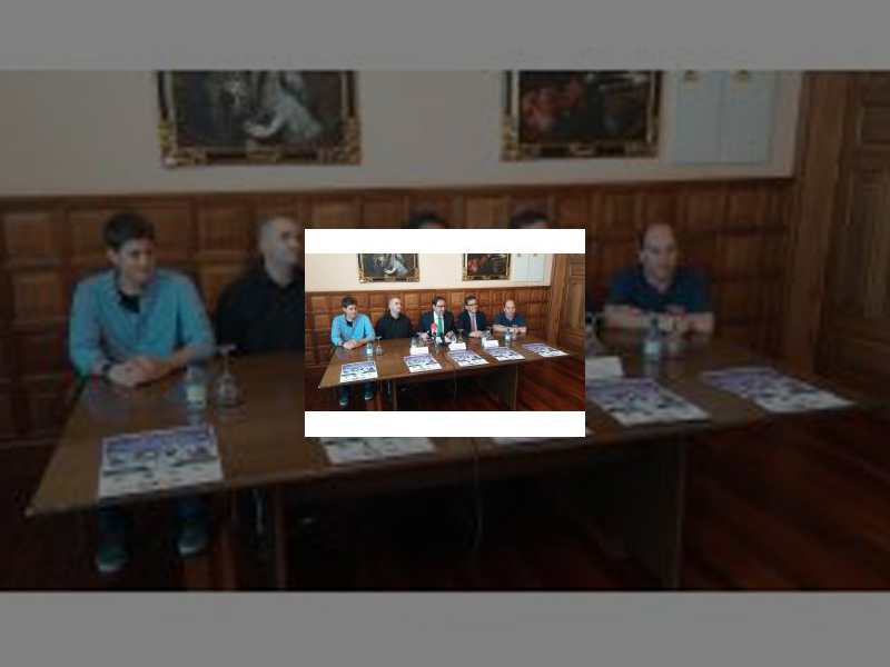 Imagen La capital se convertirá en el punto de referencia del balonmano infantil regional gracias al I Torneo de Selecciones Provinciales &#039;Ciudad de Palencia&#039;