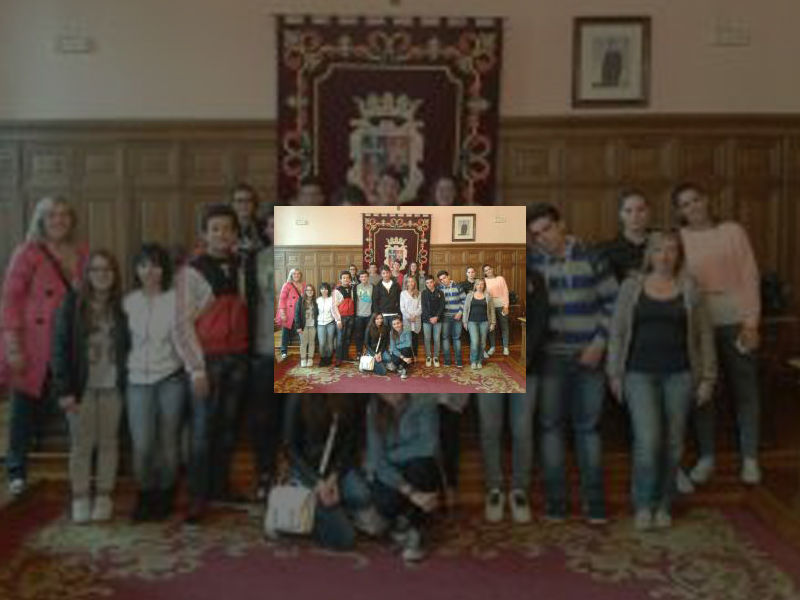 Imagen Estudiantes italianos de intercambio en el  Victorio Macho en el Ayuntamiento