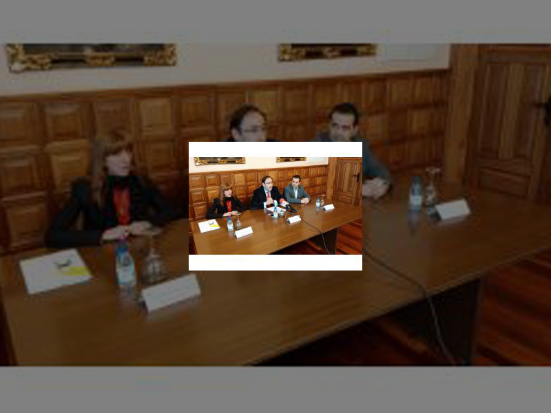 Imagen ACREMIF recibe 7.000 euros del Ayuntamiento para llevar a cabo su Programa de Atención Integral