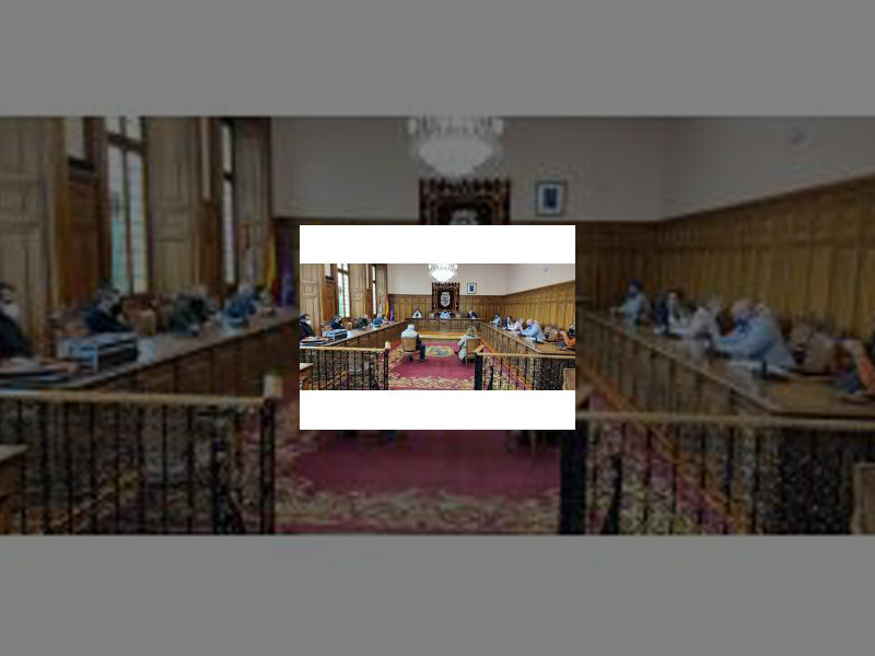 Imagen Ayuntamiento y asociaciones de vecinos deciden destinar a los colectivos más desfavorecidos de la ciudad la mitad del presupuesto destinado a los convenios de colaboración para desarrollar actividades