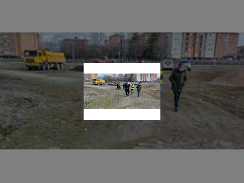 Imagen Las obras de ampliación del aparcamiento disuasorio de Estación Pequeña doblarán su capacidad llegando hasta las 662 con una inversión de 469.000 euros