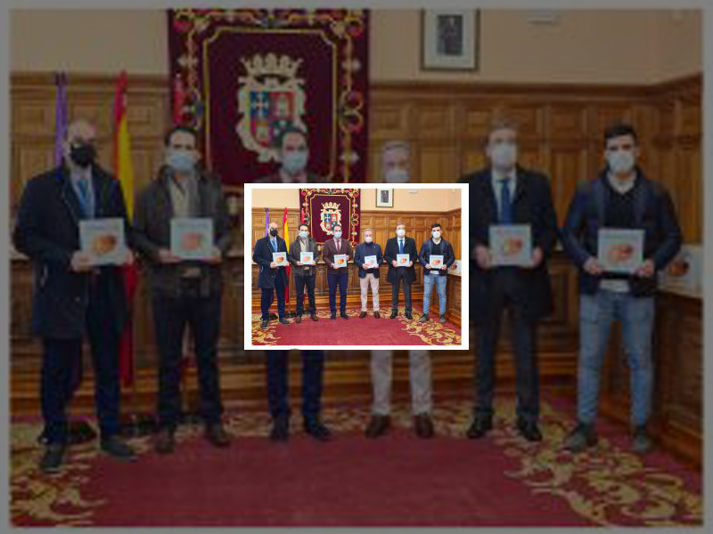 Imagen Un libro recoge las mejores recetas de cocina en miniatura de Castilla y León