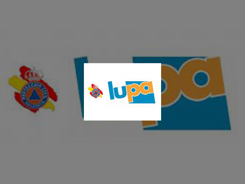 Imagen El Ayuntamiento comienza hoy con el reparto de la comida a los 390 niños beneficiarios de la beca comedor gracias a la colaboración de Supermercados Lupa y la Agrupación de Voluntarios de Protección Civil