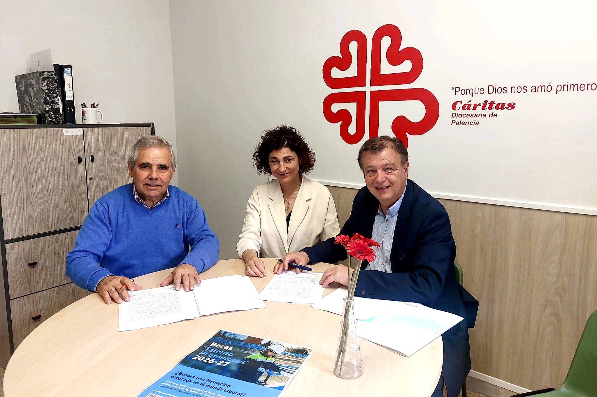 El proyecto, que se enmarca dentro del Plan de Acción Social y Sostenibilidad de Palencia (PASS), pretende eliminar barreras económicas y, al mismo tiempo, responder a la creciente demanda de perfiles ligados a la transición ecológica.