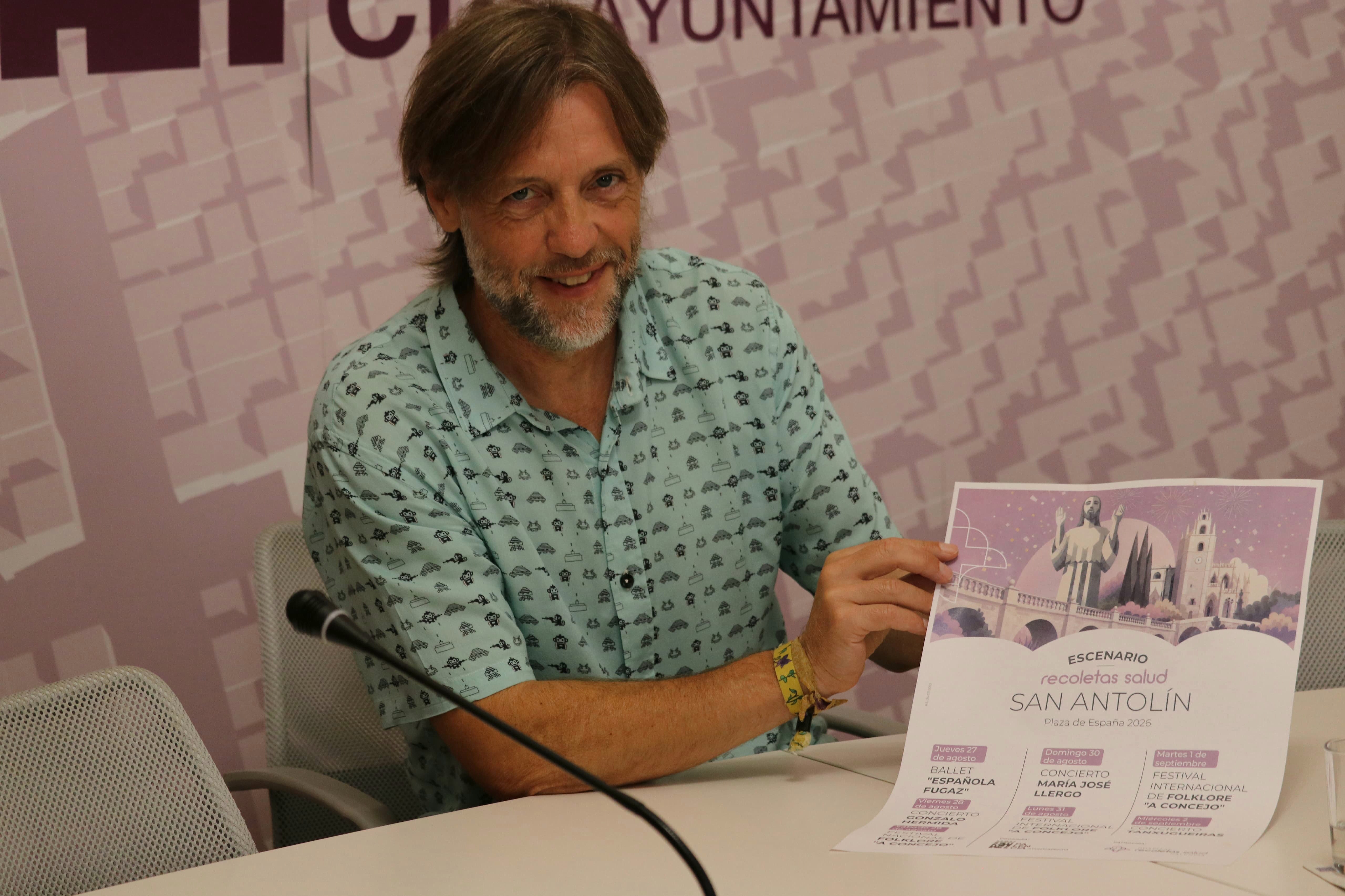 El gaditano actuará el 28 de agosto, después del pregón popular, y el trío gallego será el encargado del concierto del 2 de septiembre. Ambos, en la Plaza Mayor, junto al espectáculo 'Española Fugaz' y los Festivales Nacional e Internacional de Folclore A Concejo.