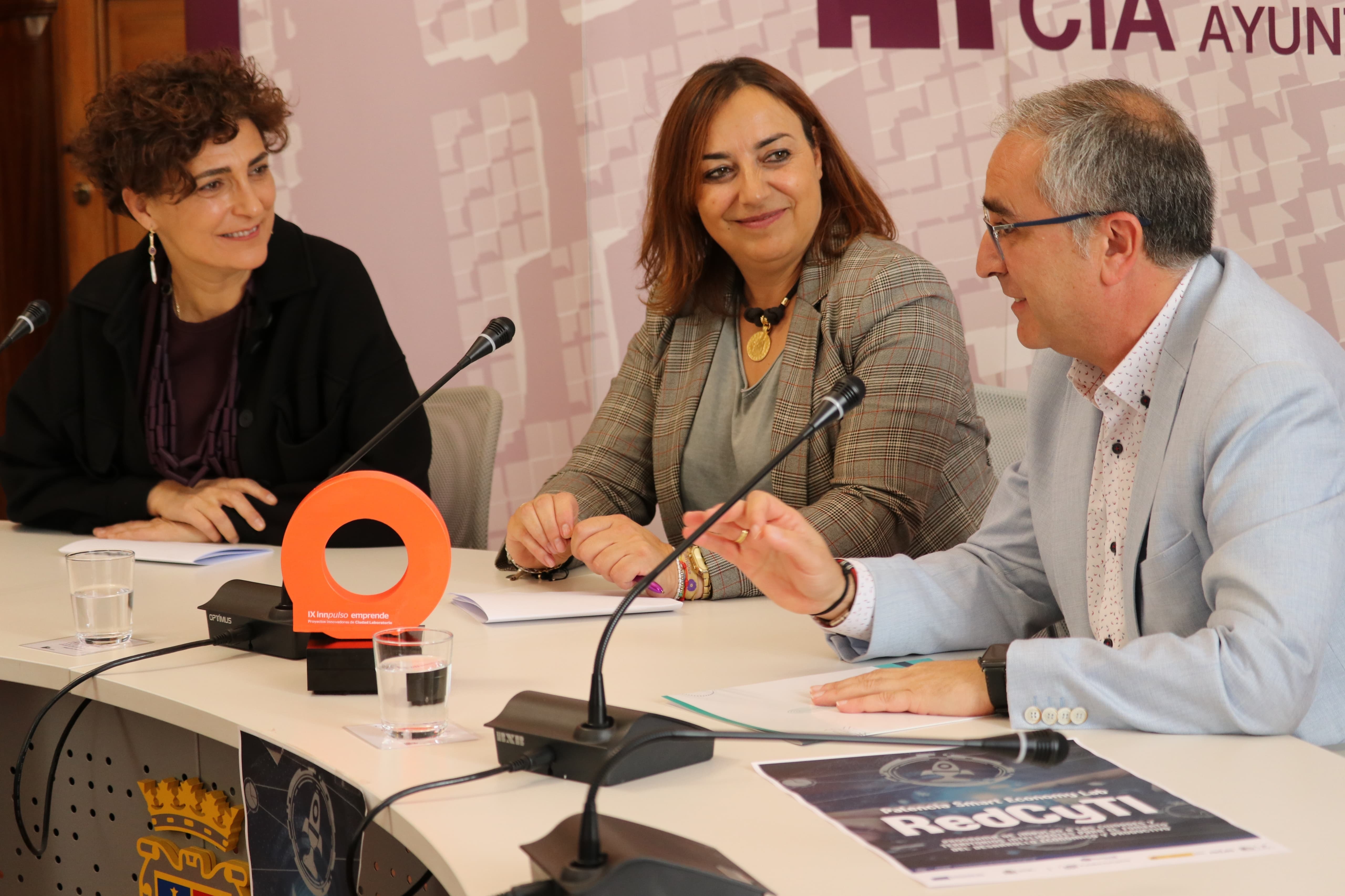 El objetivo del Ayuntamiento, a través de la Agencia de Desarrollo Local, es generar nuevas oportunidades para las empresas y mejorar los servicios que se ofrecen a la ciudadanía.