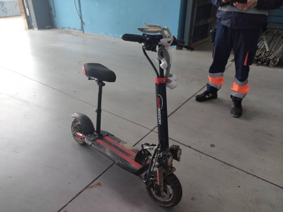 Vehiculo asemejado a ciclomotor