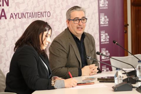 Miriam Andrés y Antonio Casas durante la rueda de prensa.