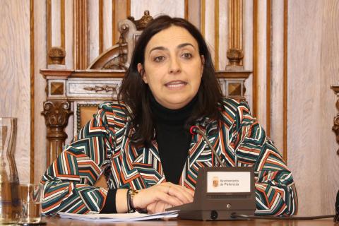 La alcaldesa, Miriam Andrés, se dirige a los allí presentes.