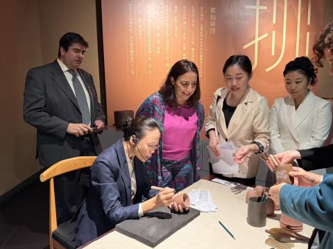 Un momento de la visita al Qinzhou Nixing Pottery Museum.