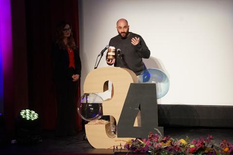 El realizador madrileño Manuel Manrique, distinguido con el Premio del Jurado .