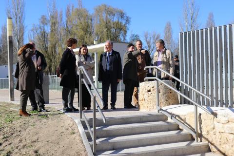 Un momento de la visita a las actuaciones realizadas.